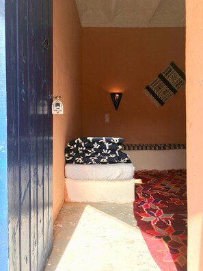 Traditional House | 10 bedrooms, premium bedding, laptop workspace, free WiFi - Jnane Albacha (Mansoura)