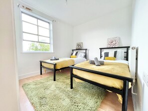 Apartamento | 2 quartos, Wi-Fi de cortesia, roupa de cama