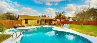 Back yard Oasis Pensacola 