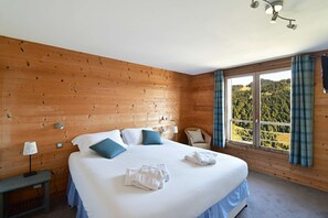 4 camere, ferro/asse da stiro, culla da viaggio, Wi-Fi
