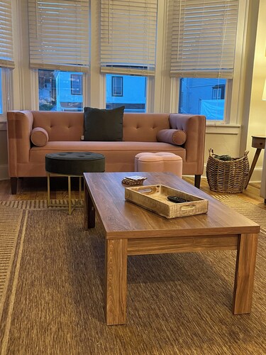 Newly renovated in the heart of Kennett Square. 3 miles from Longwood Gardens