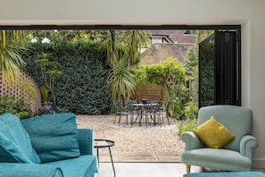 Cottage | Interior - Middle Chine (Bournemouth)