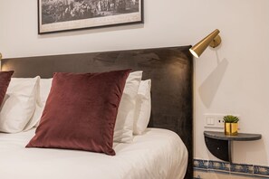 3 habitaciones, escritorio, tabla de planchar con plancha y wifi gratis 