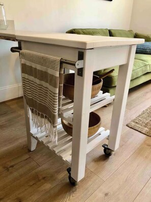 Interior - A Perfectly located, bright, modern Victorian Flat, recently refurbished. (Royal Tunbridge Wells)