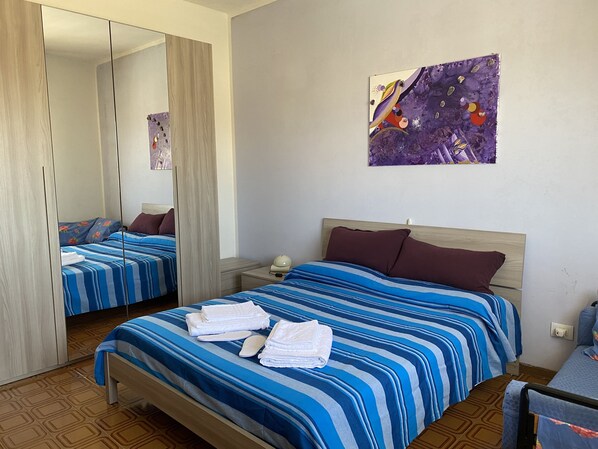 1 bedroom, iron/ironing board, free WiFi, bed sheets