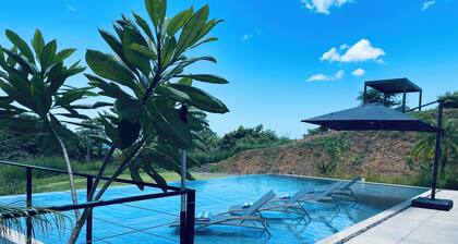 Stunning Architecture meets Costa Rica Jungle Vibe