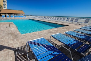 Innenpool, beheizter Pool