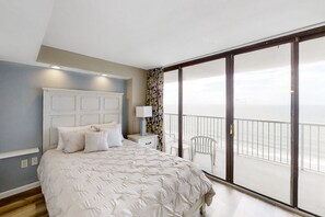 3 Schlafzimmer, Bügeleisen/Bügelbrett, Internetzugang, Bettwäsche