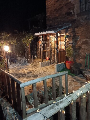Relax at Ceira Cottage -Private Plunge Pool & Nature Escape