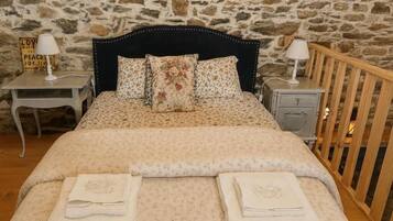 1 bedroom, desk, iron/ironing board, travel cot