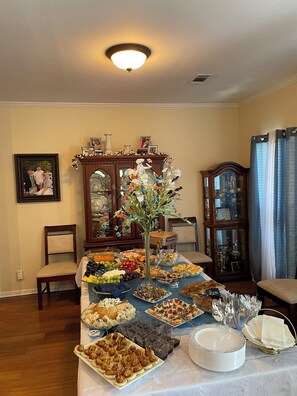 تناول الطعام