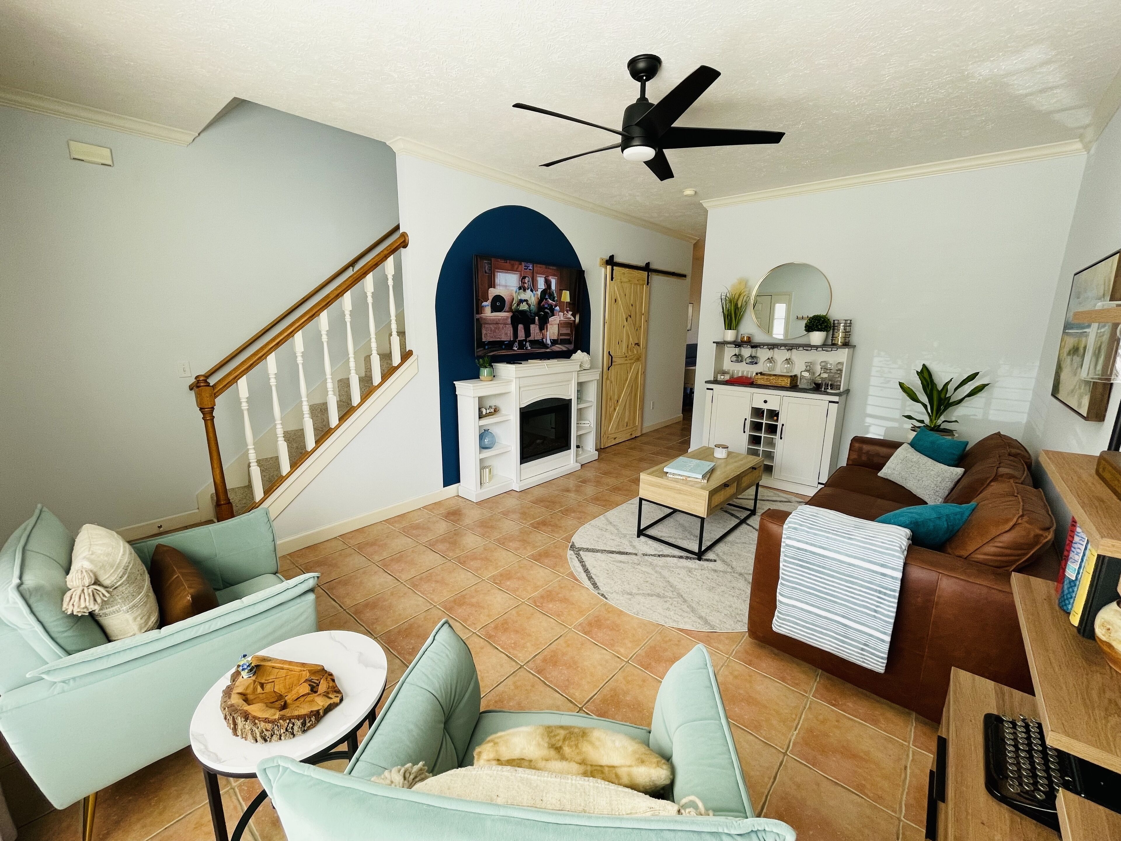 Tranquil Condo close to Jackson Ave