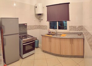 Réfrigérateur, micro-ondes