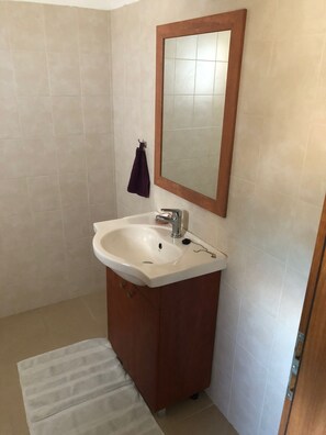 Towels, soap, toilet paper - Yam Bracha Blessing on The Sea; Located on a hillside next to the Sea of Galilee (Tiberias)