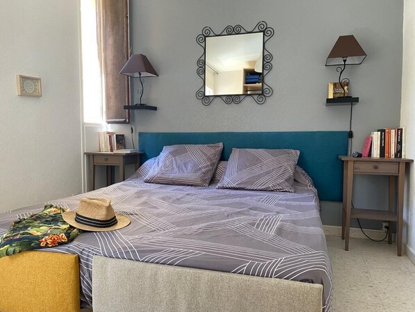 1 bedroom, iron/ironing board, free WiFi, bed sheets