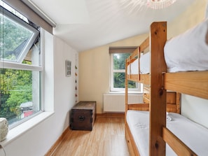 3 Schlafzimmer, individuell dekoriert, individuell eingerichtet