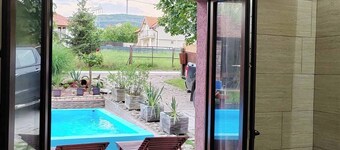 Amazing apartment near Belgrade 15 min with private swimming pool and parking.