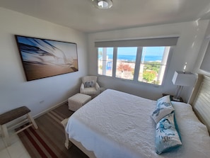 4 bedrooms, desk, iron/ironing board, travel cot