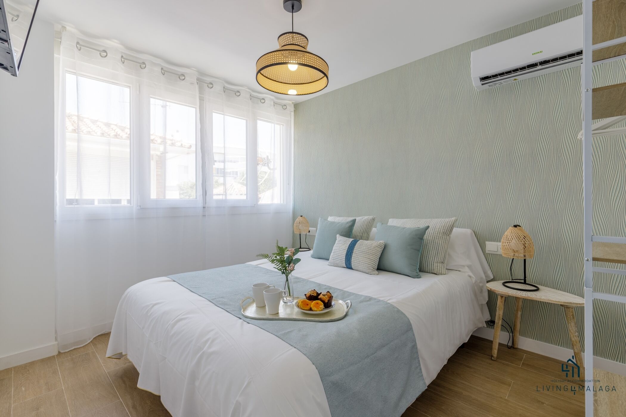 3 slaapkamers, een strijkplank/strijkijzer, internet, beddengoed