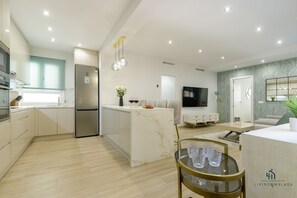 Fridge, microwave, oven, dishwasher