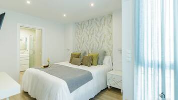 3 bilik tidur, seterika/papan seterika, Internet, cadar katil