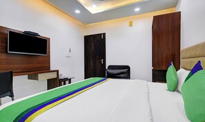 Room - Itsy By Treebo - Ospite (Surat)