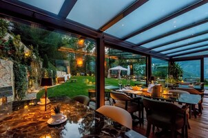 Desayuno continental gratuito y diario