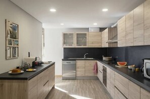 Private kitchen - Casa das Raposinhas II, Funchal (Funchal)