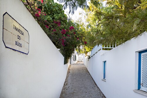 Terrasse avec vue sur la rivière