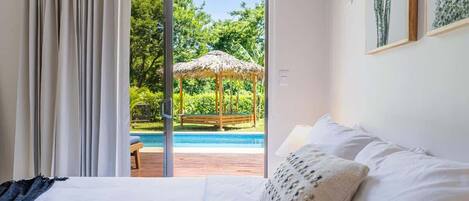 3 bedrooms, iron/ironing board, travel crib, free WiFi