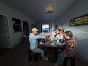 تناول الطعام