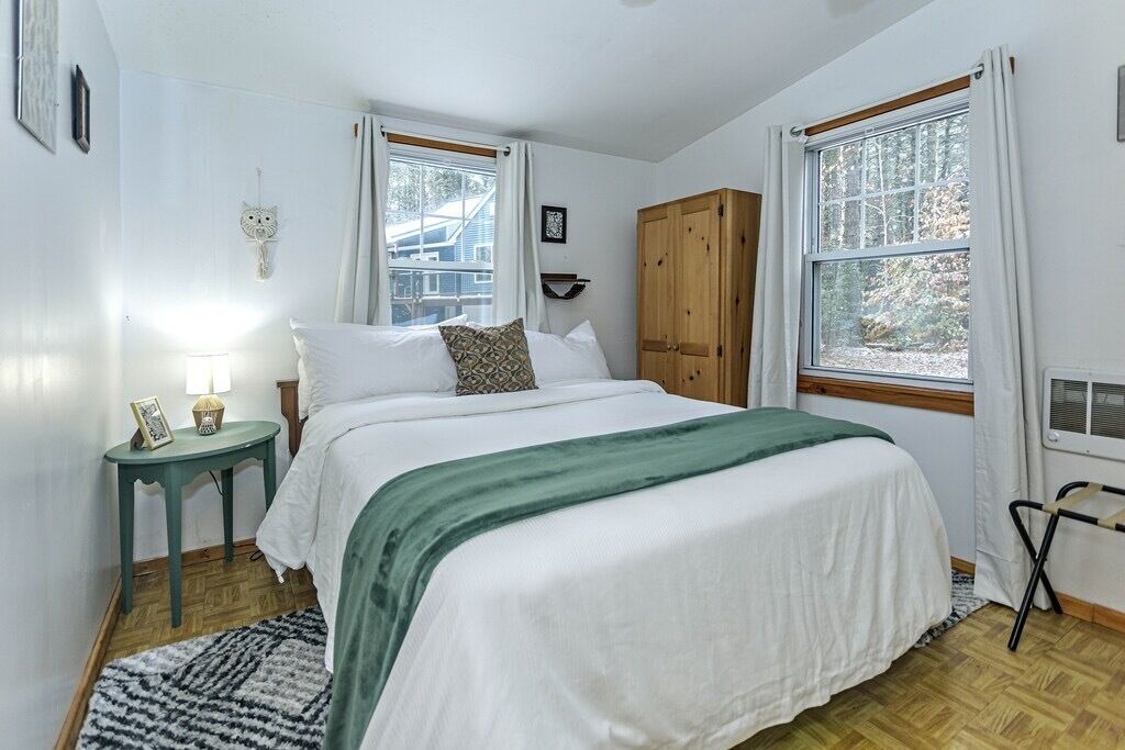 4 chambres, bureau, Wi-Fi gratuit, draps fournis