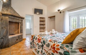 4 habitaciones, cuna de viaje, wifi gratis y ropa de cama 