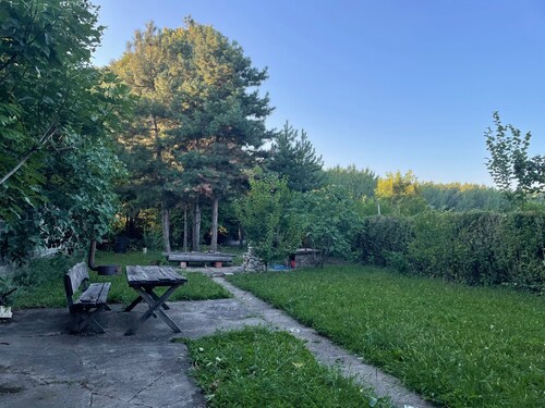 Remodeled historic cottage with modern appliances close to great hiking trails