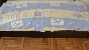 1 bedroom, WiFi, bed sheets
