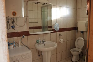 Dusche, Handtücher, Seife, Shampoo