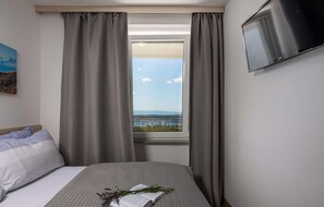 5 bedrooms, free WiFi, bed sheets