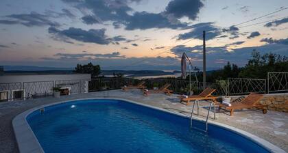 Gemütliches Haus in Jadranovo mit Sauna