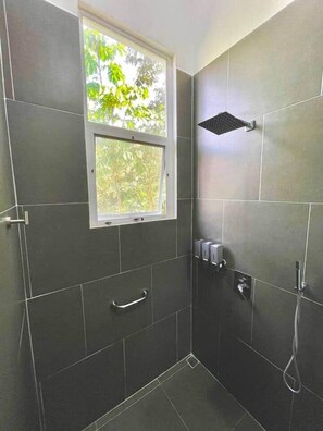 Hair dryer, towels, soap, shampoo - Forest View, 8 Min to Manuel Antonio Beach #1 (Quepos)