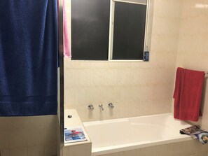 Handtücher, Toilettenpapier