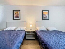 Room, 2 Double Beds | Desk, free WiFi, bed sheets