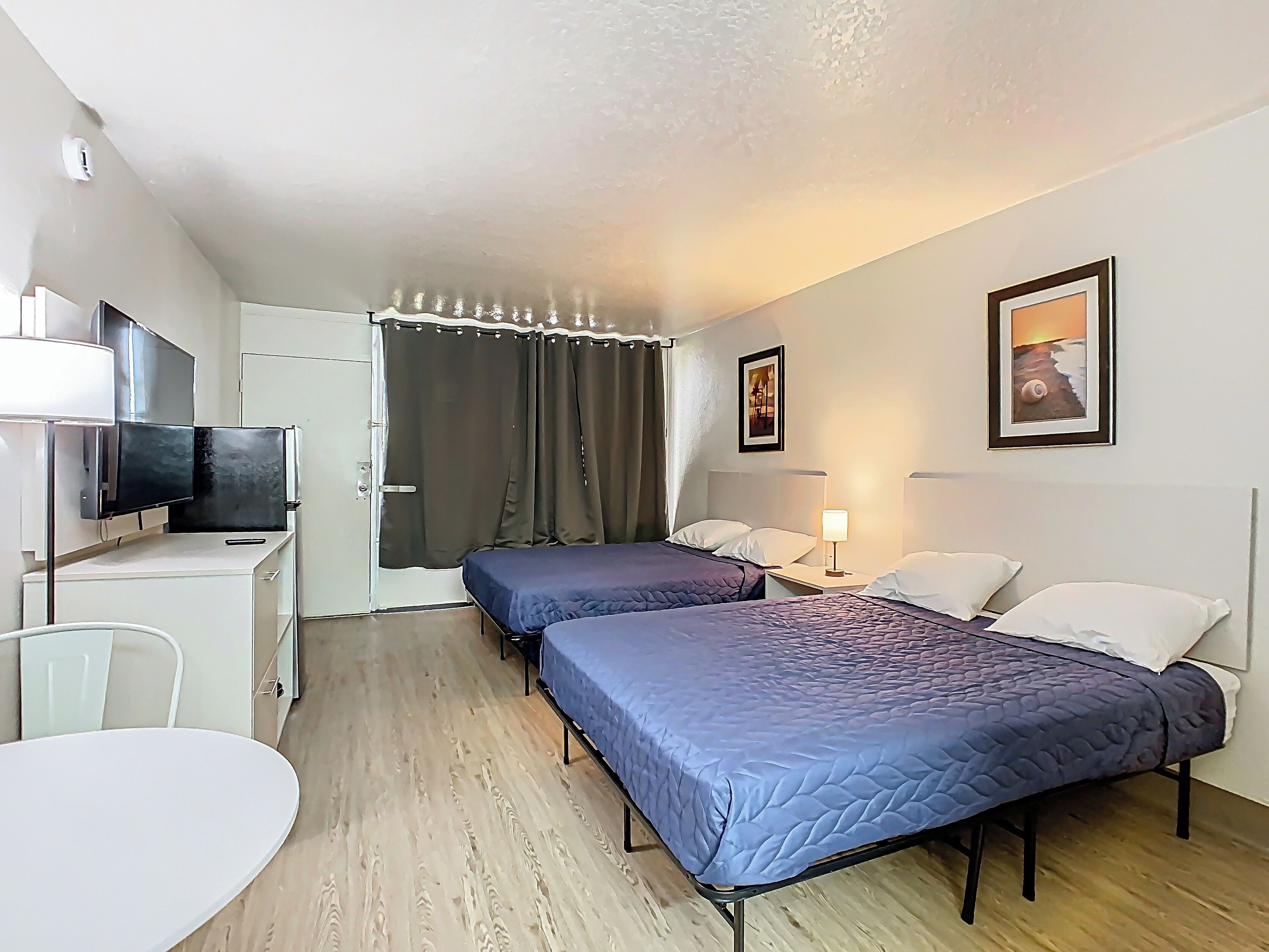 Room, 2 Double Beds | Free WiFi, bed sheets