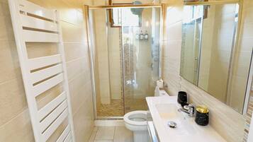 Shared Dormitory | Bathroom | Slippers, soap, shampoo