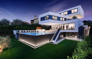 Exterior - Lovely home in Banjole with sauna (Banjole)