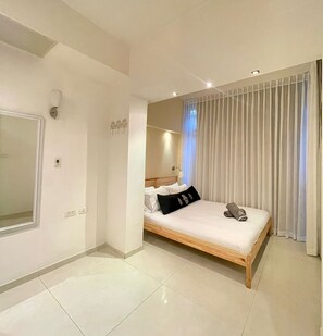 2 bedrooms, WiFi, bed sheets