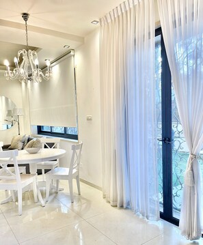 Interior - Casa Blanca Rehavia (Jerusalem)