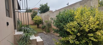 Akani Giest House Cosmo City