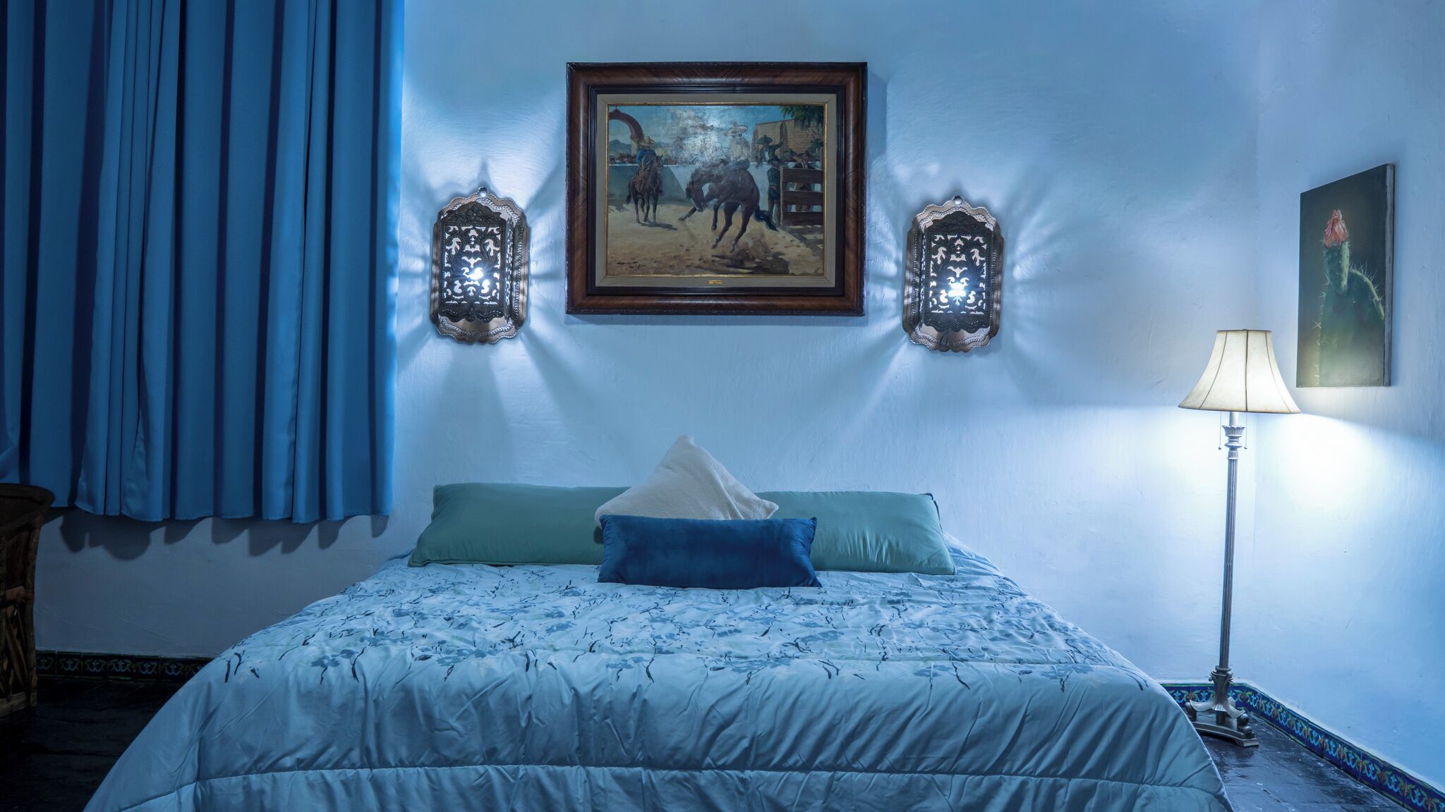 Habitación clásica | Ropa de cama de alta calidad y camas con pillow-top 