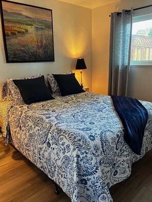 2 makuuhuonetta, vauvan matkasänky, Wi-Fi, vuodevaatteet