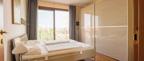 2 室のベッドルーム、インターネット